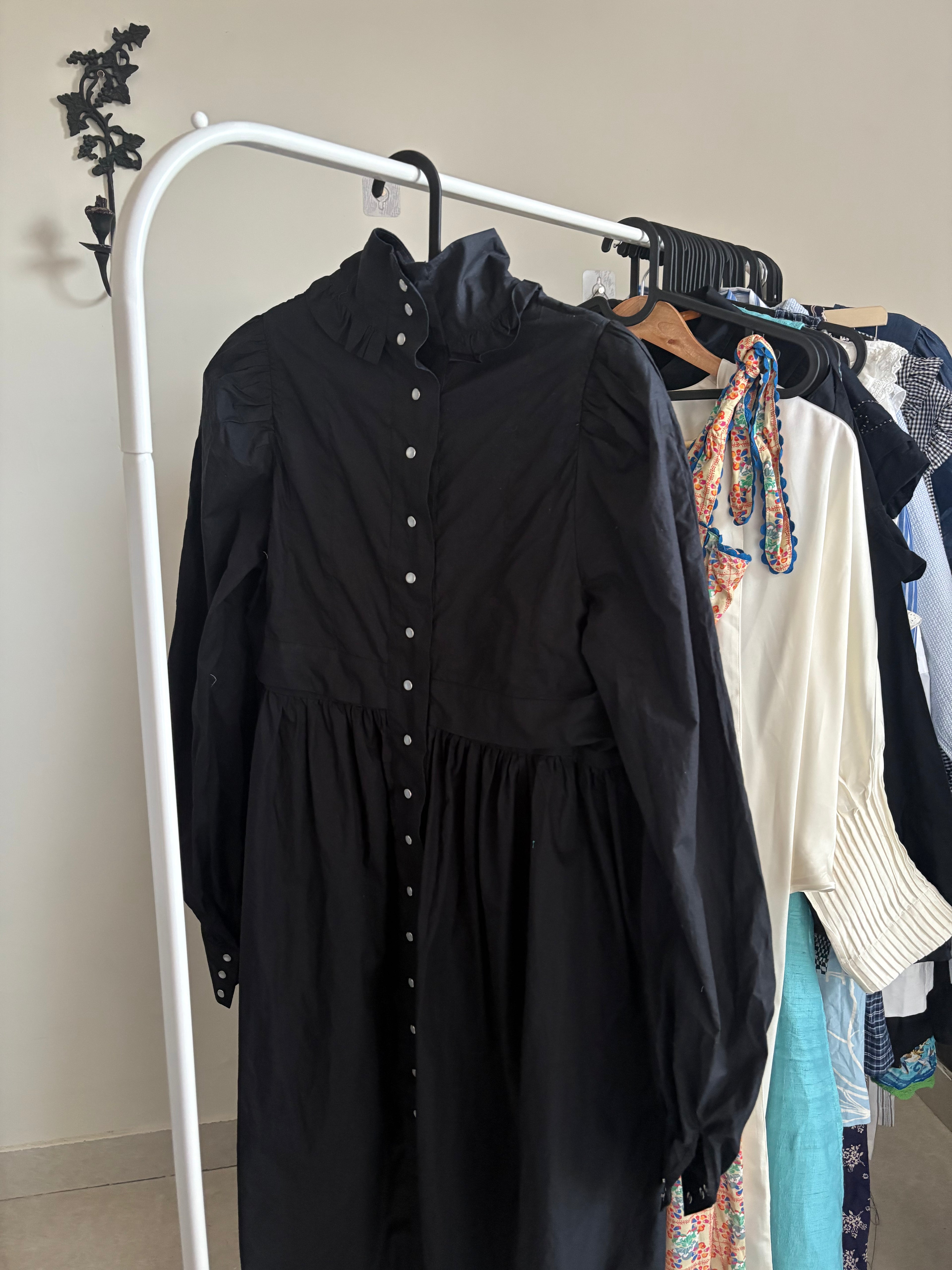BLACK HIGH NECK RUFFLE DRESS