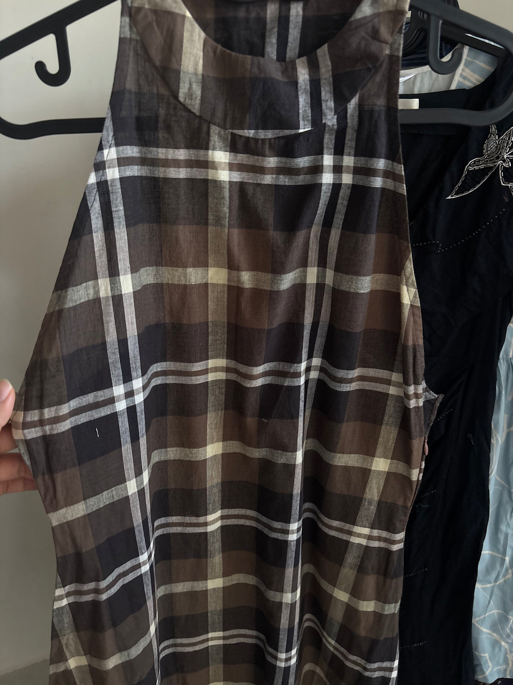 HALTER PLAID ASYMMETRIC TOP XS
