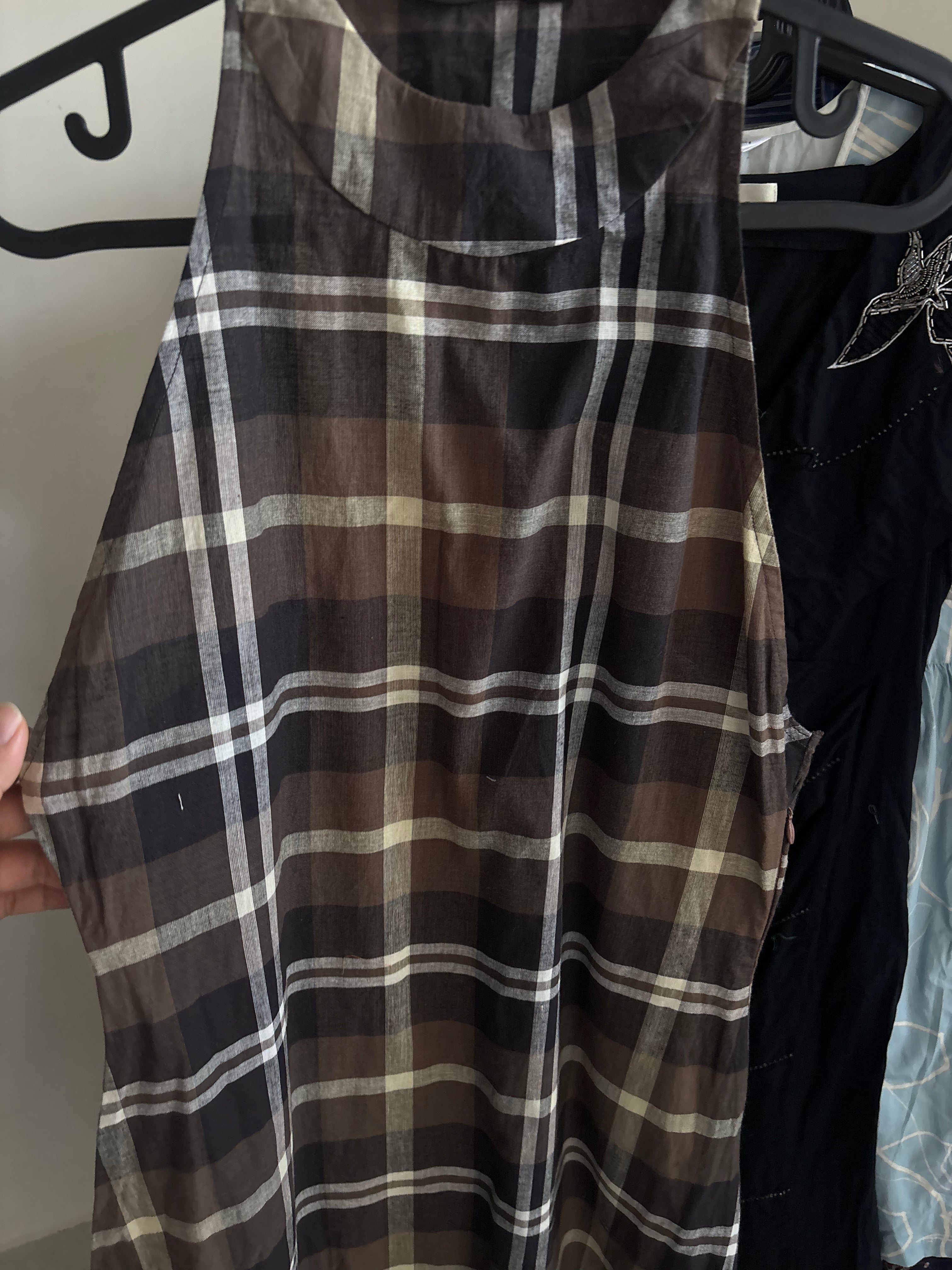 HALTER PLAID ASYMMETRIC TOP XS