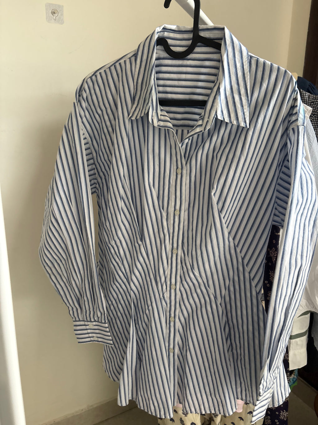 ANTHROPOLOGIE SAMPLE ASYMMETRIC SHIRT S