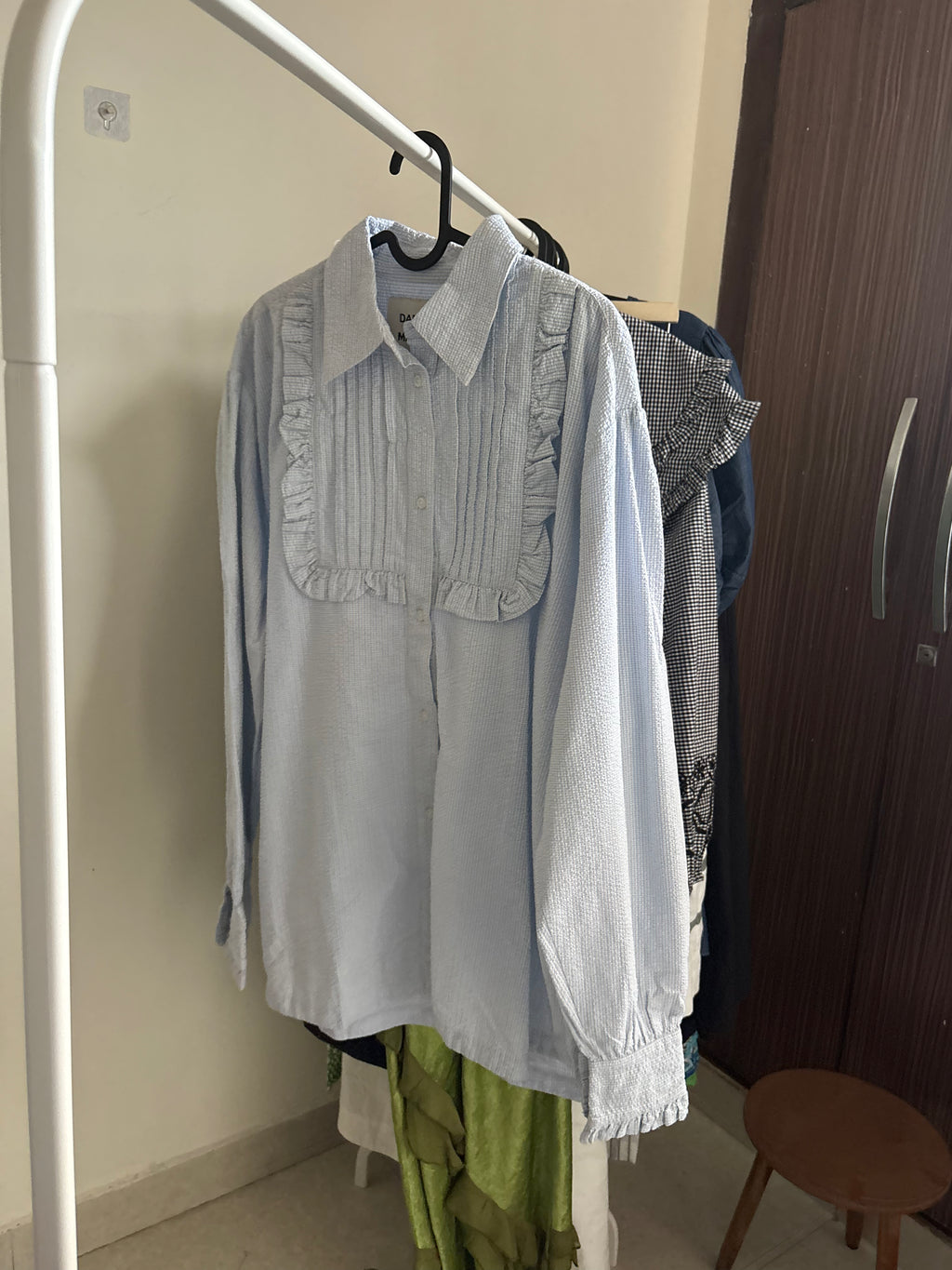 DAMSON MADDER RUFFLE BUTTON UP SHIRT UK 10-14