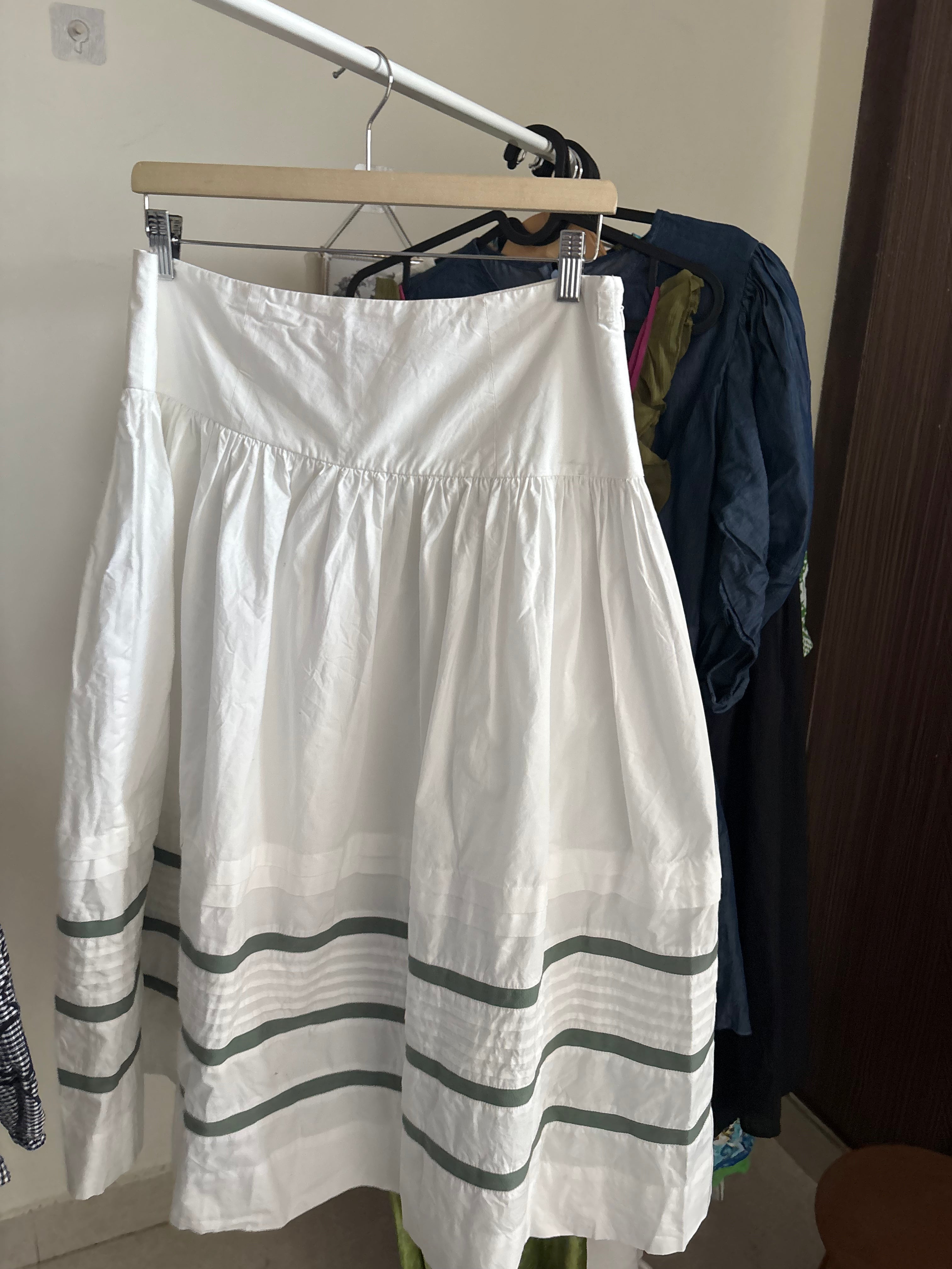DAMSON SAMPLE ASYMMETRICAL SKIRT UK 10