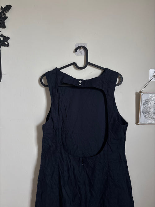 NAVY LINEN BACK CUTOUT DRESS L