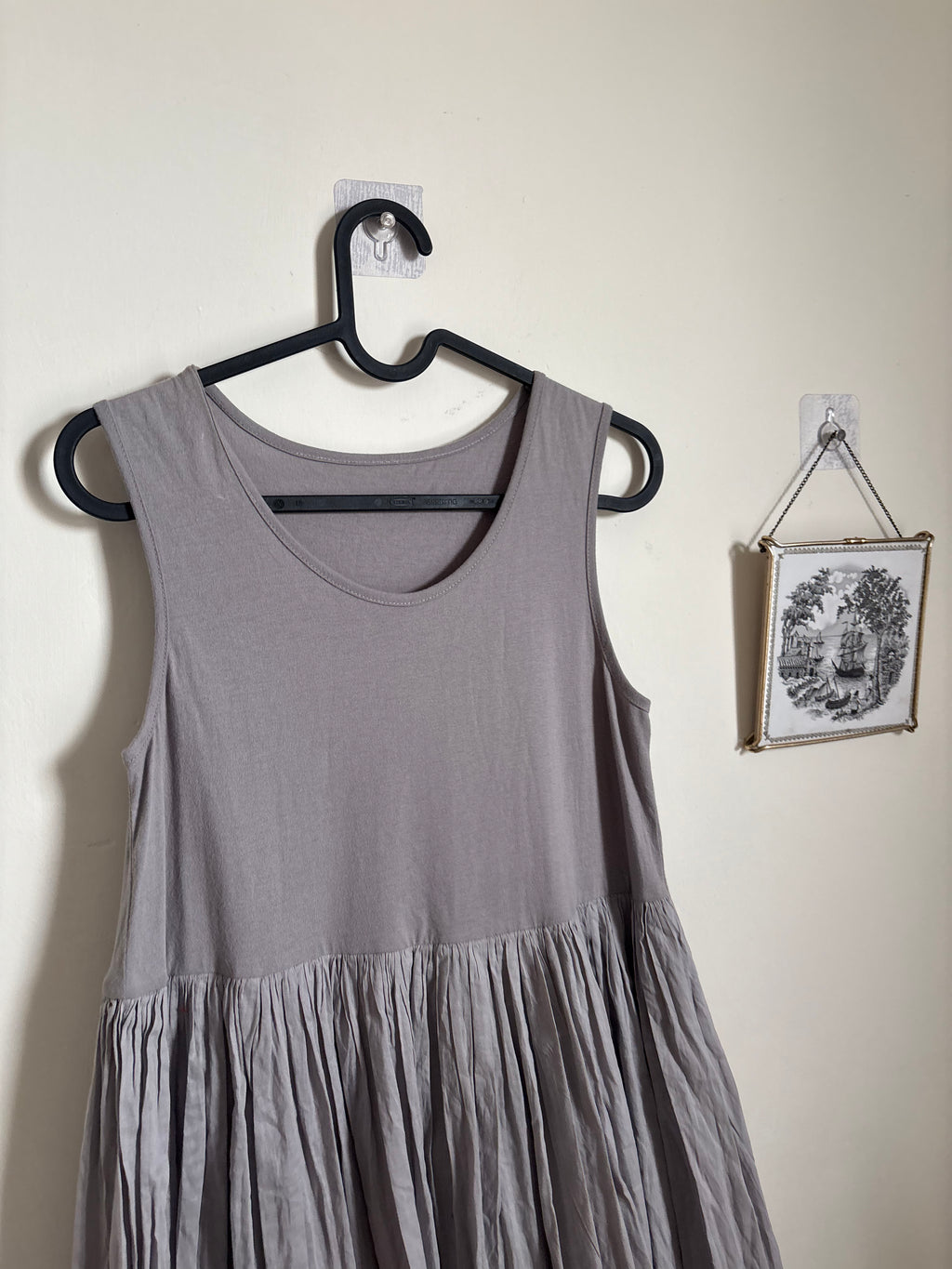 CONGES PAYES DRESS IN GREY  XS-M