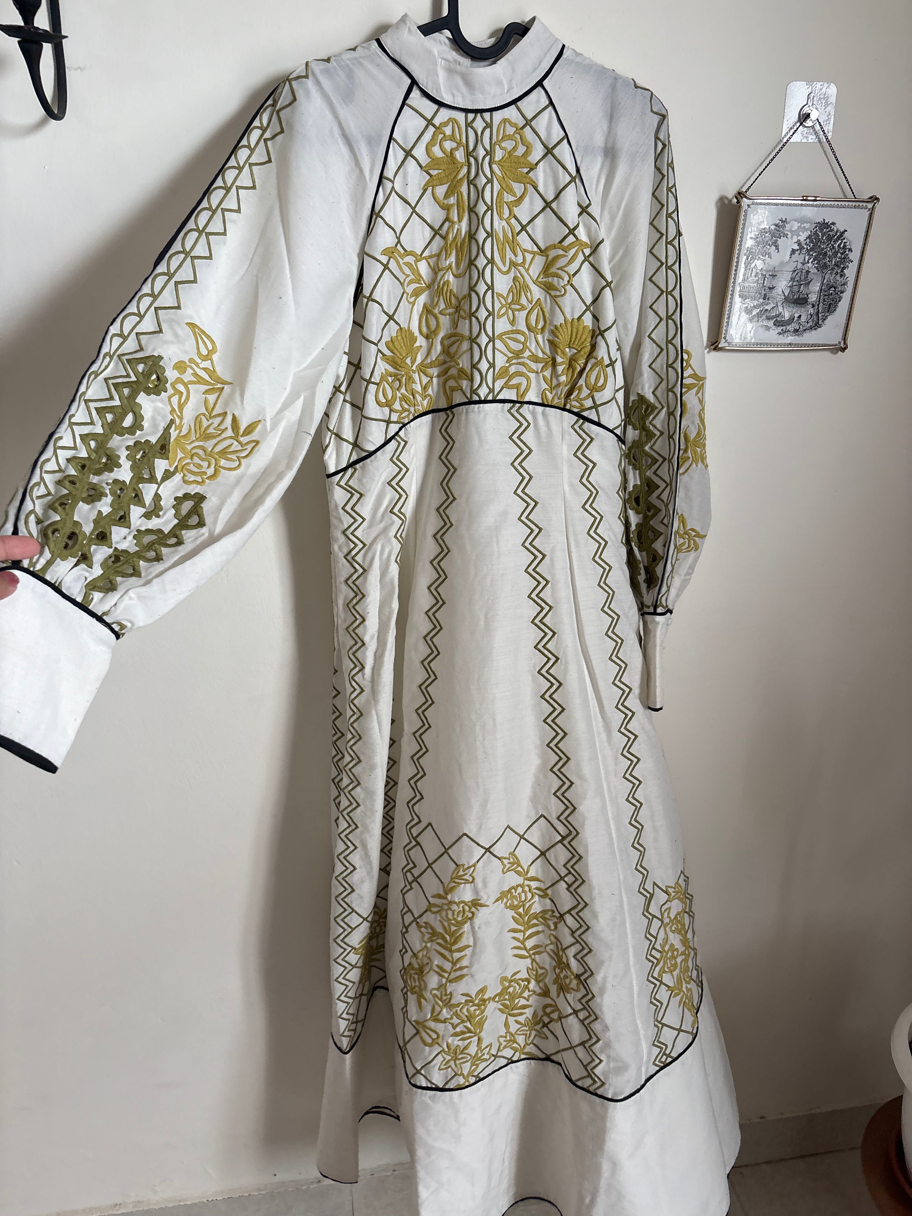 Karen Millen Voile Embroidered Cutwork Balloon Sleeve Woven Maxi Dress uk 10
