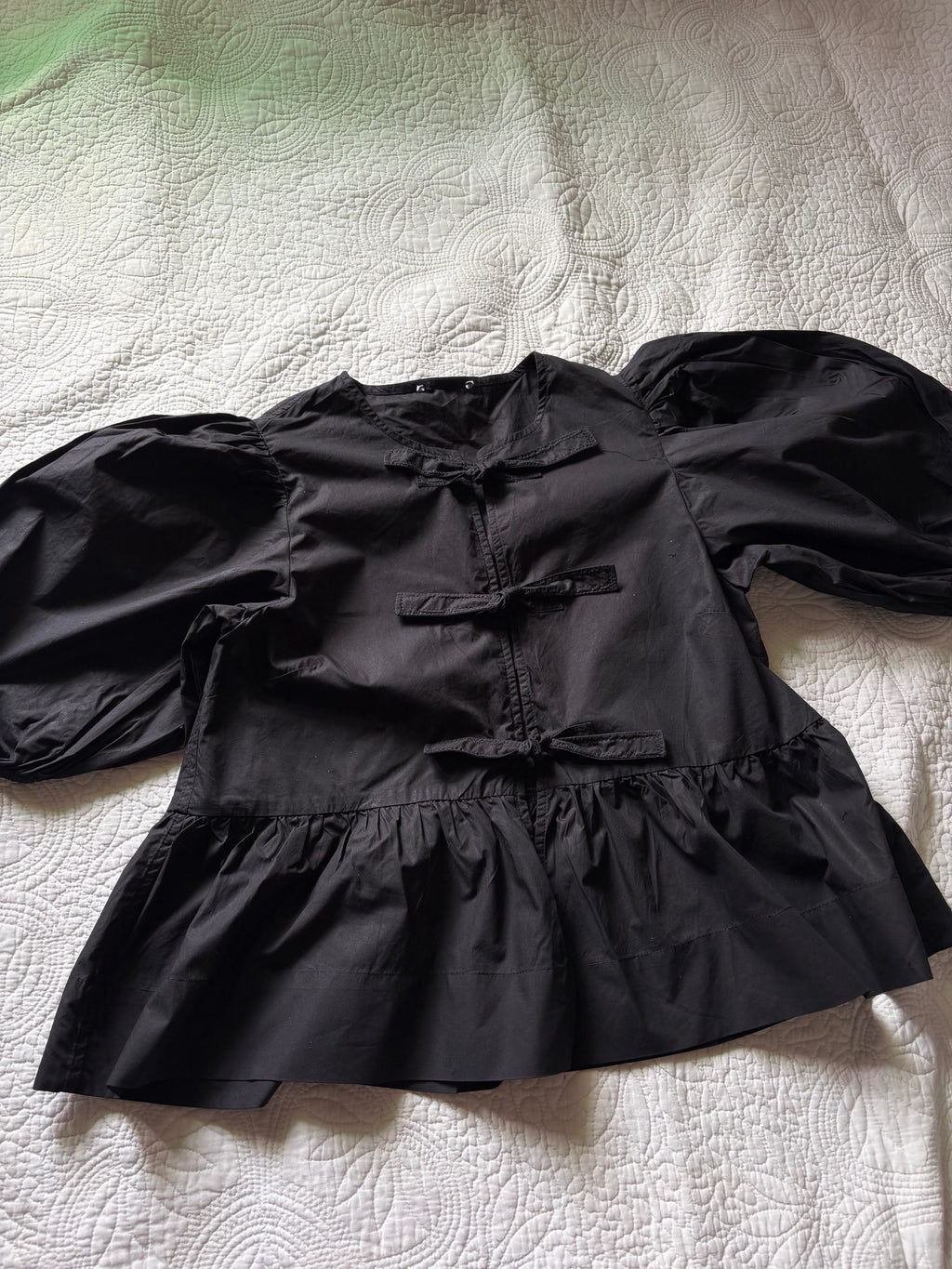 GANNI TIE TOP BLACK