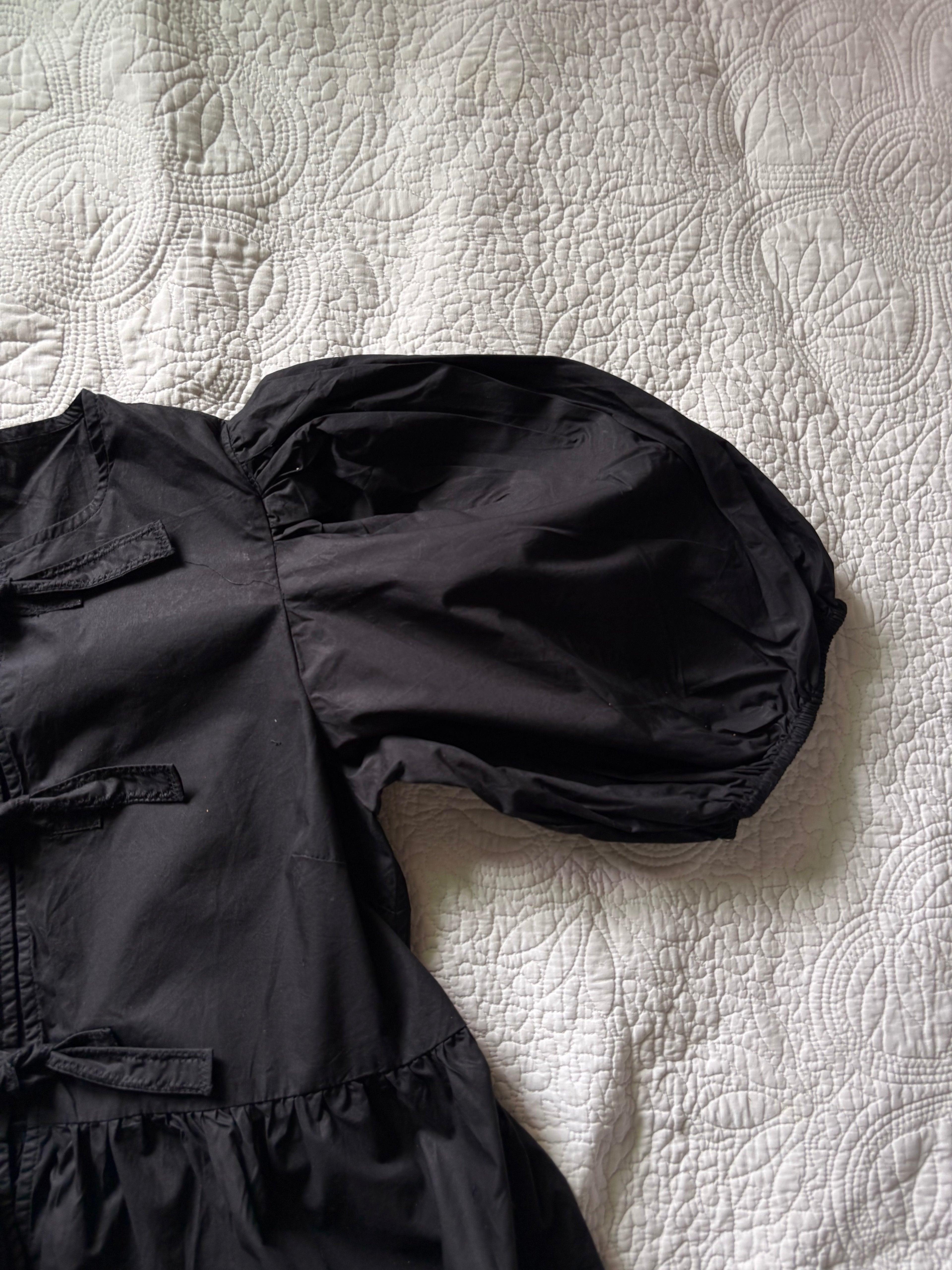 GANNI TIE TOP BLACK
