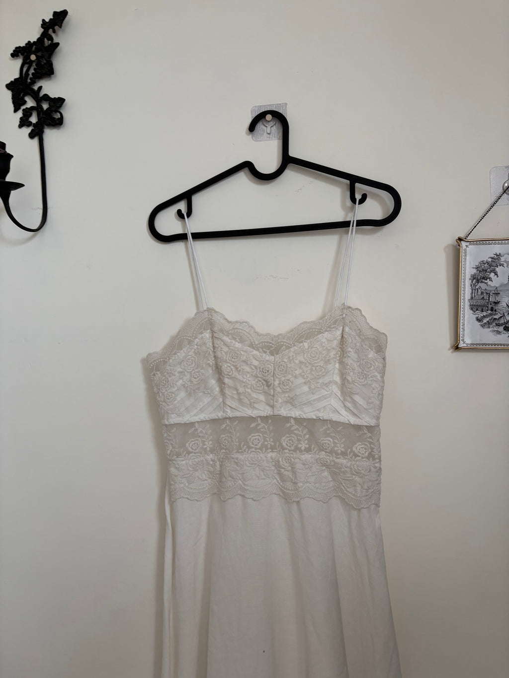 WHITE BRODERIE TRIM STRAPPY SLEEVELESS MAXI DRESS UK 8