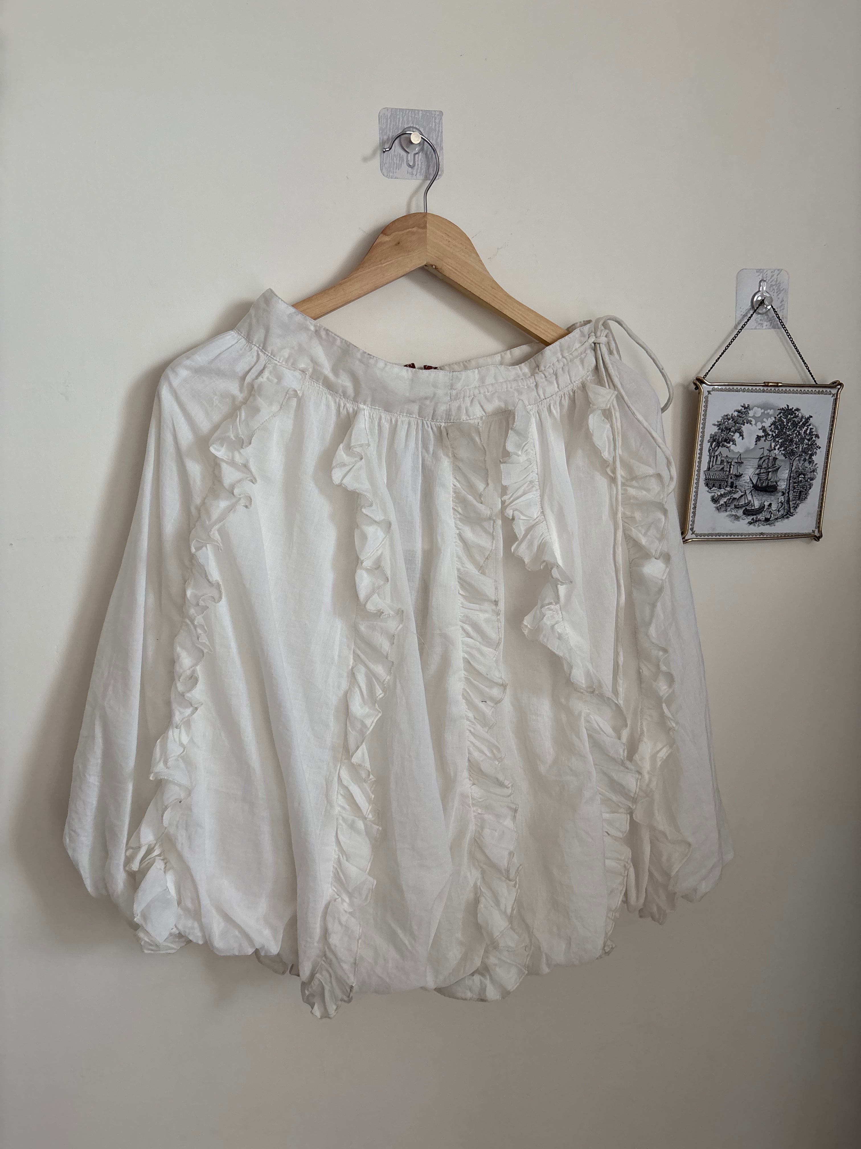 RUFFLE BUBBLE SKIRT 28"