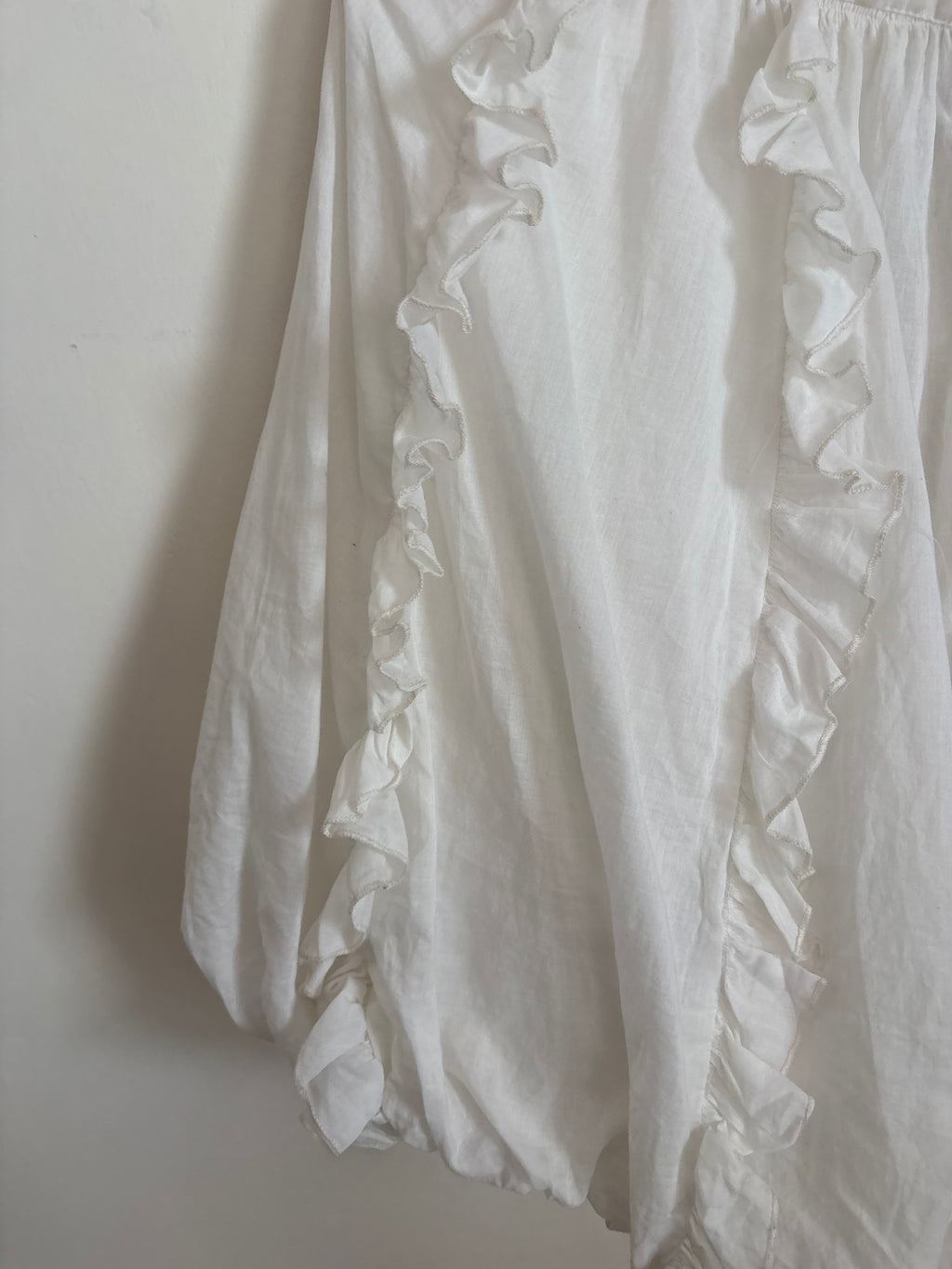 RUFFLE BUBBLE SKIRT 28"