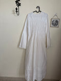 WHITE SMOCKED BEEL SLEEVE DRESS M