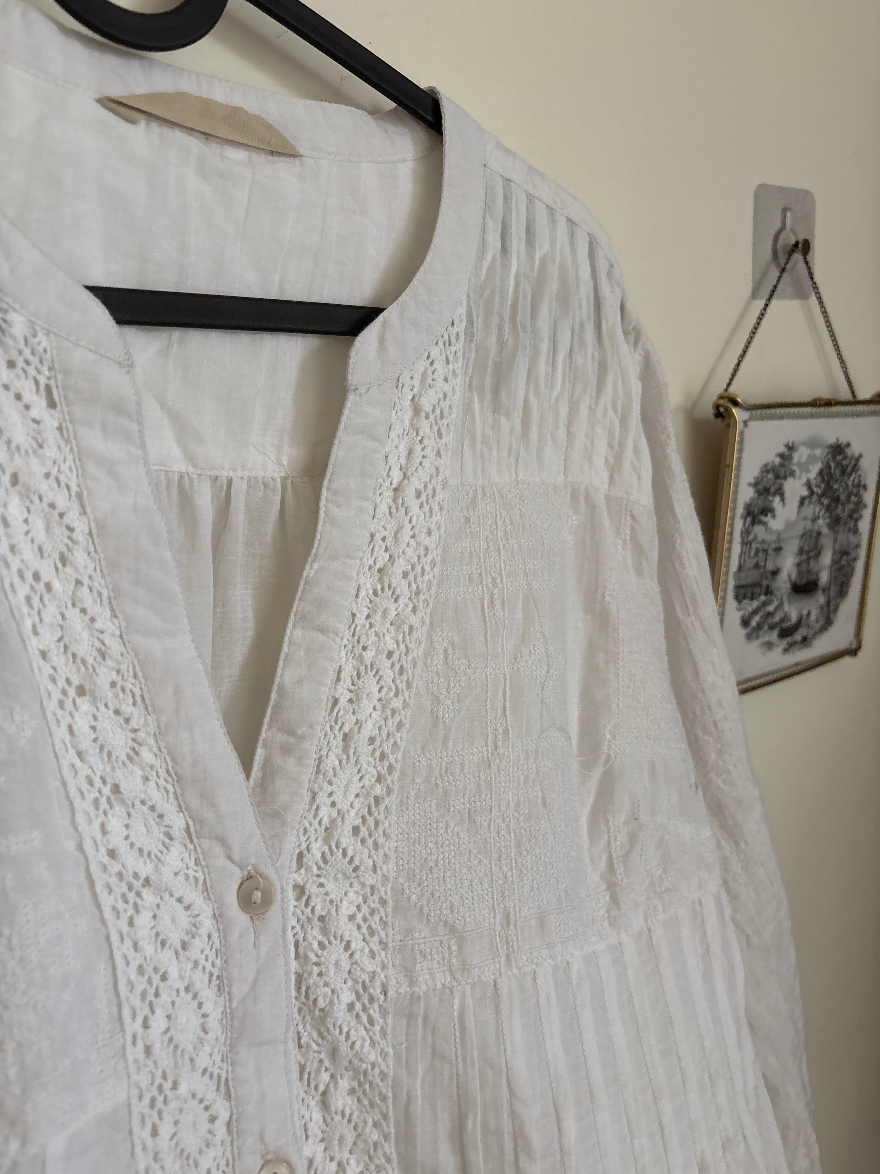 SOFT SURROUNDINGS EMBROIDERED TOP S
