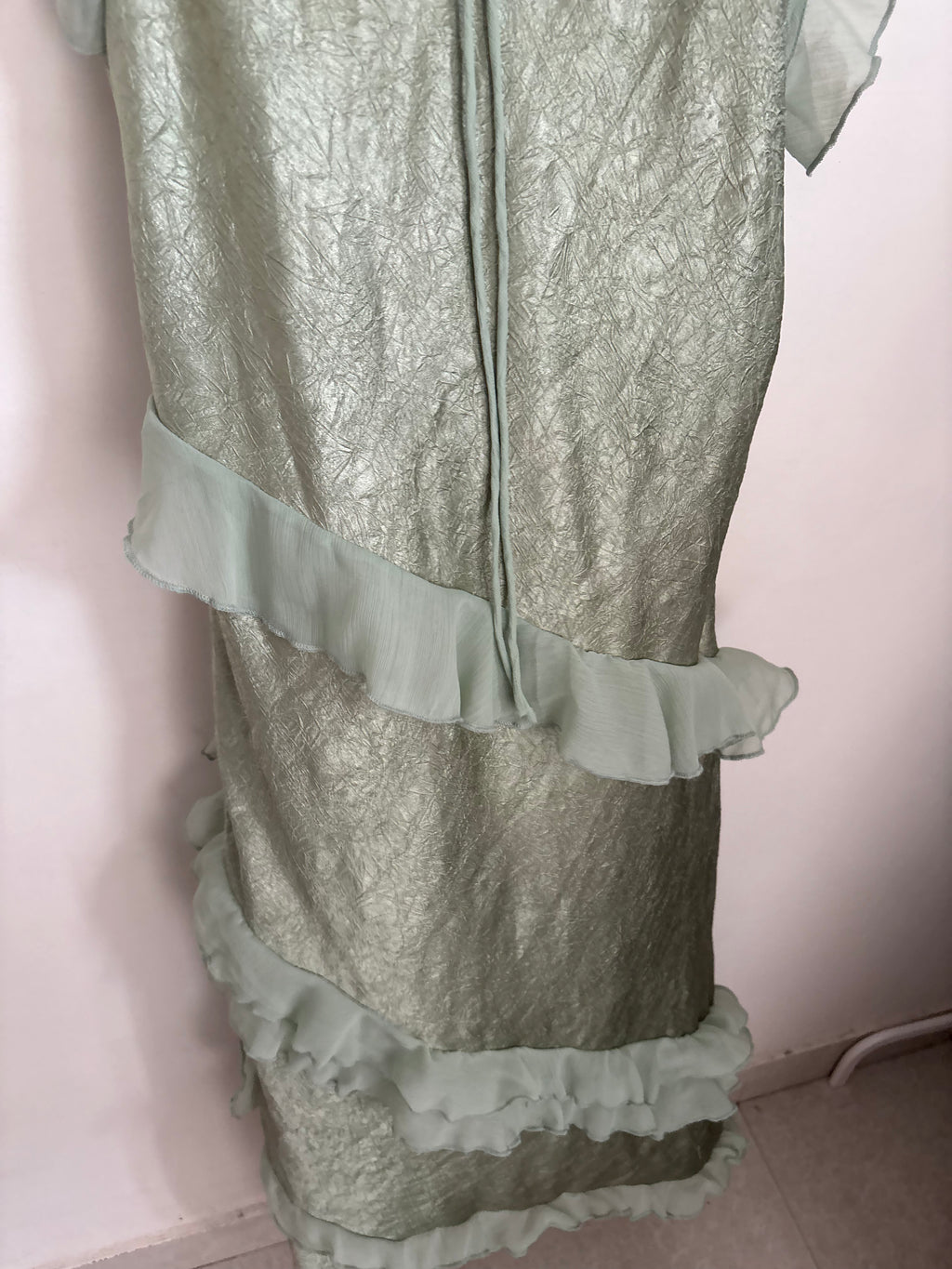 DM LIGHT GREEN RUFFLE SAMPLE DRESS  UK 10