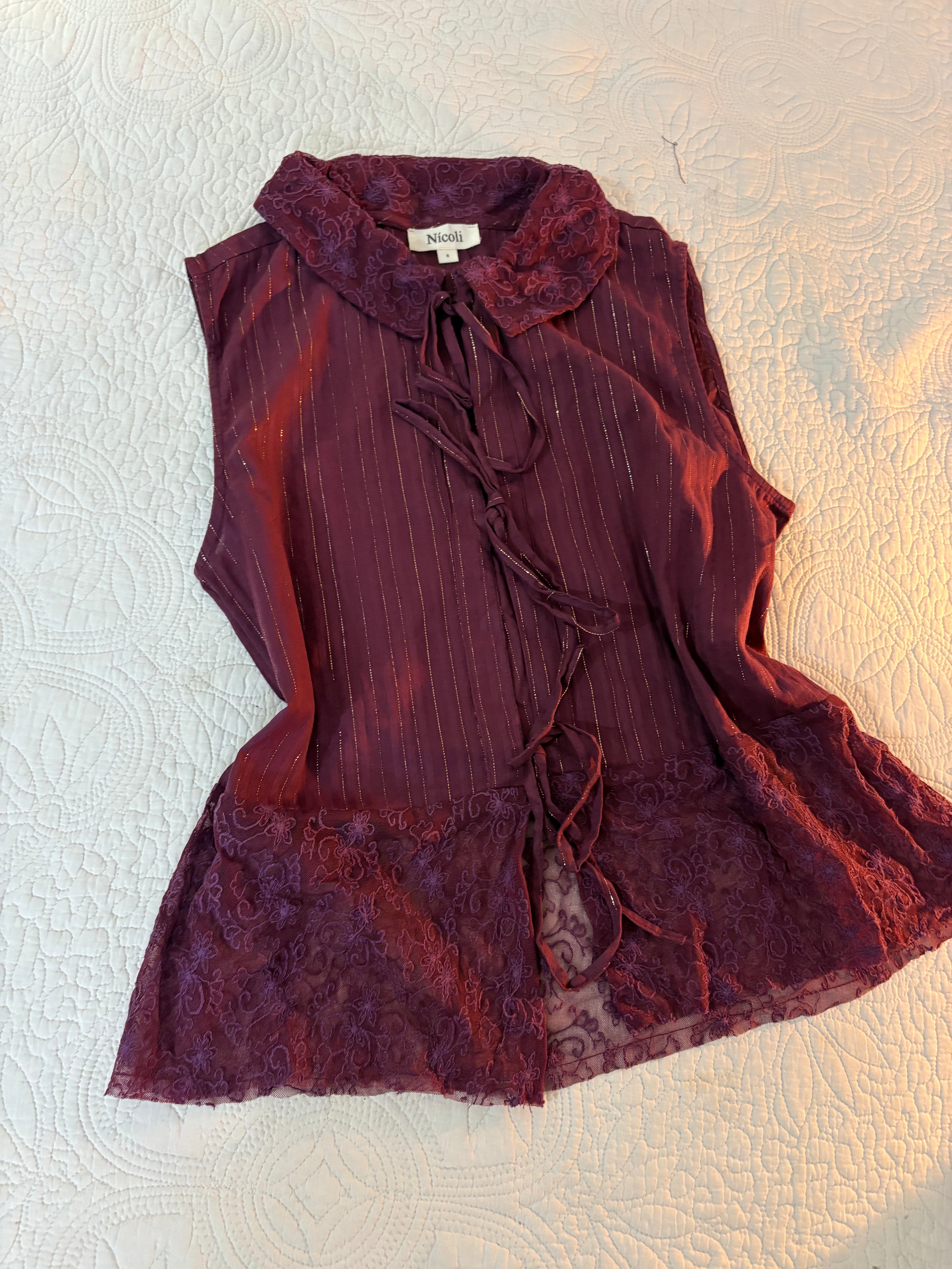 Nicoli maroon tie top