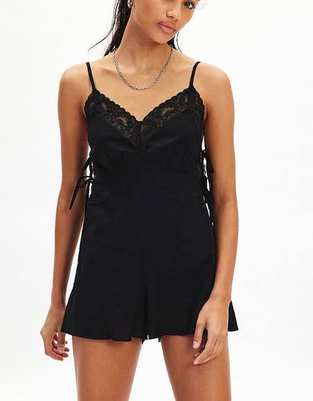 Kimchi blue Shyla Romper