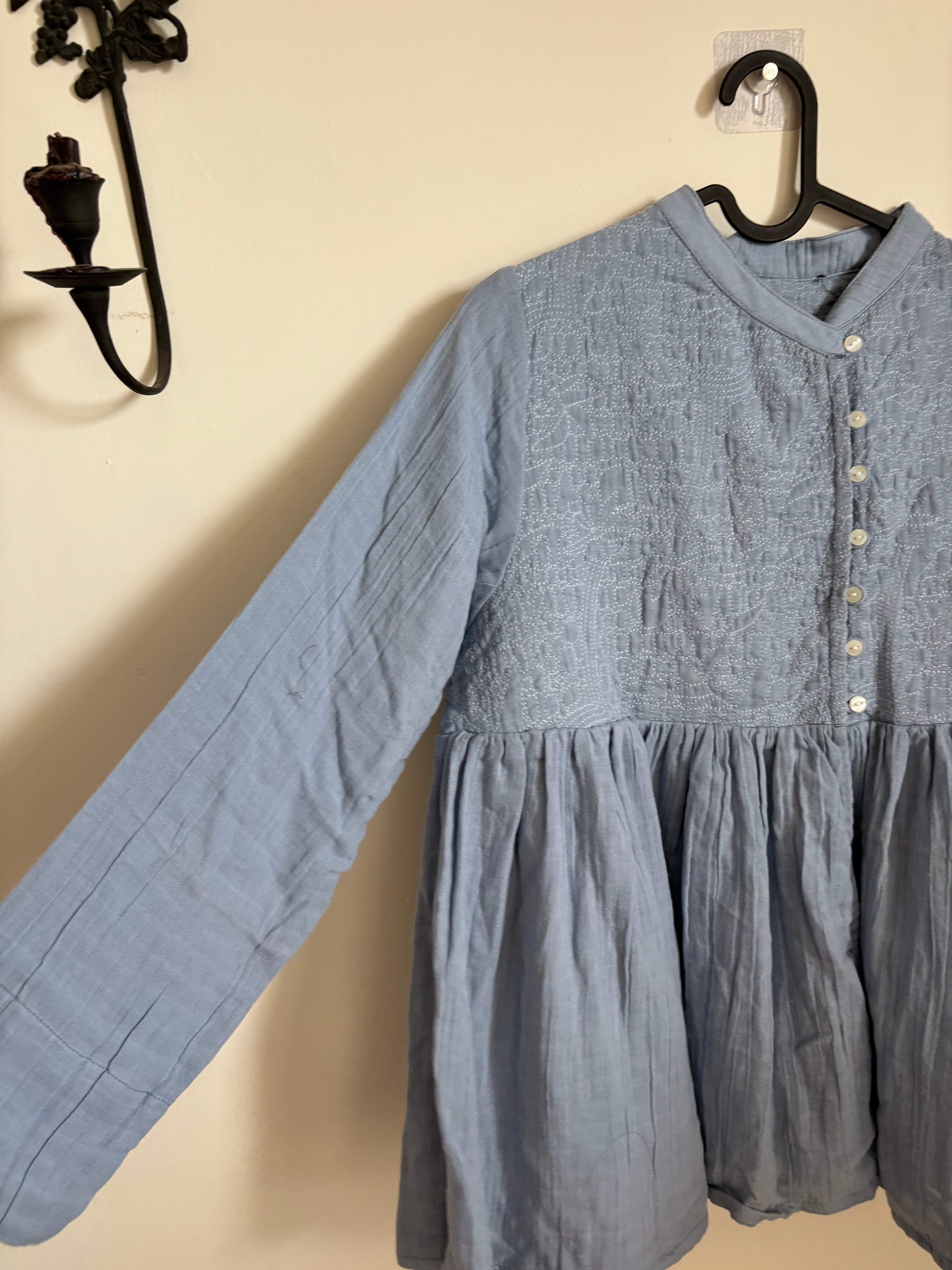 BLUE EMBROIDERED TOP S