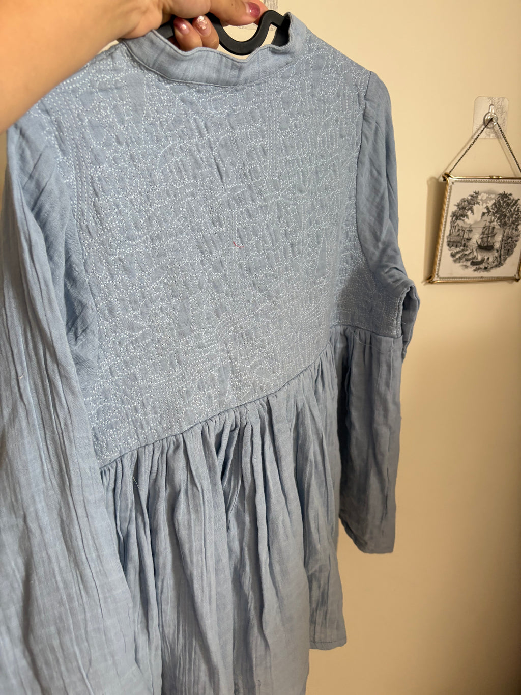 BLUE EMBROIDERED TOP S