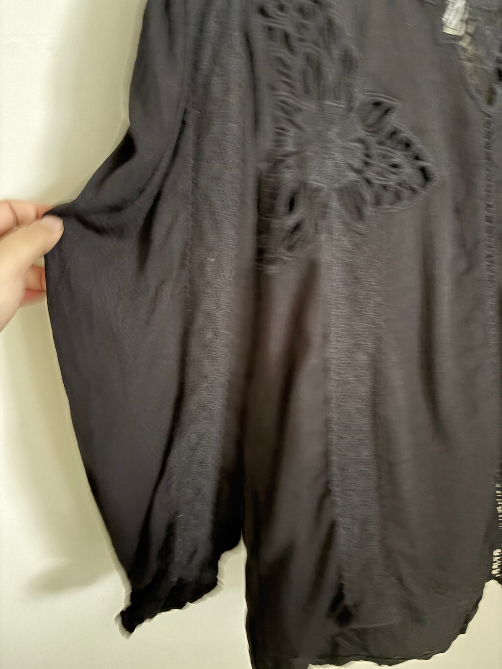 SFERA LACE CUTOUT TOP S