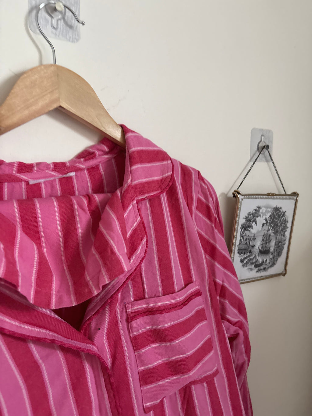 STRIPE AND STARE Soft Brushed Woven Pyjama Top AND SHORTS SET CANDY XS/S