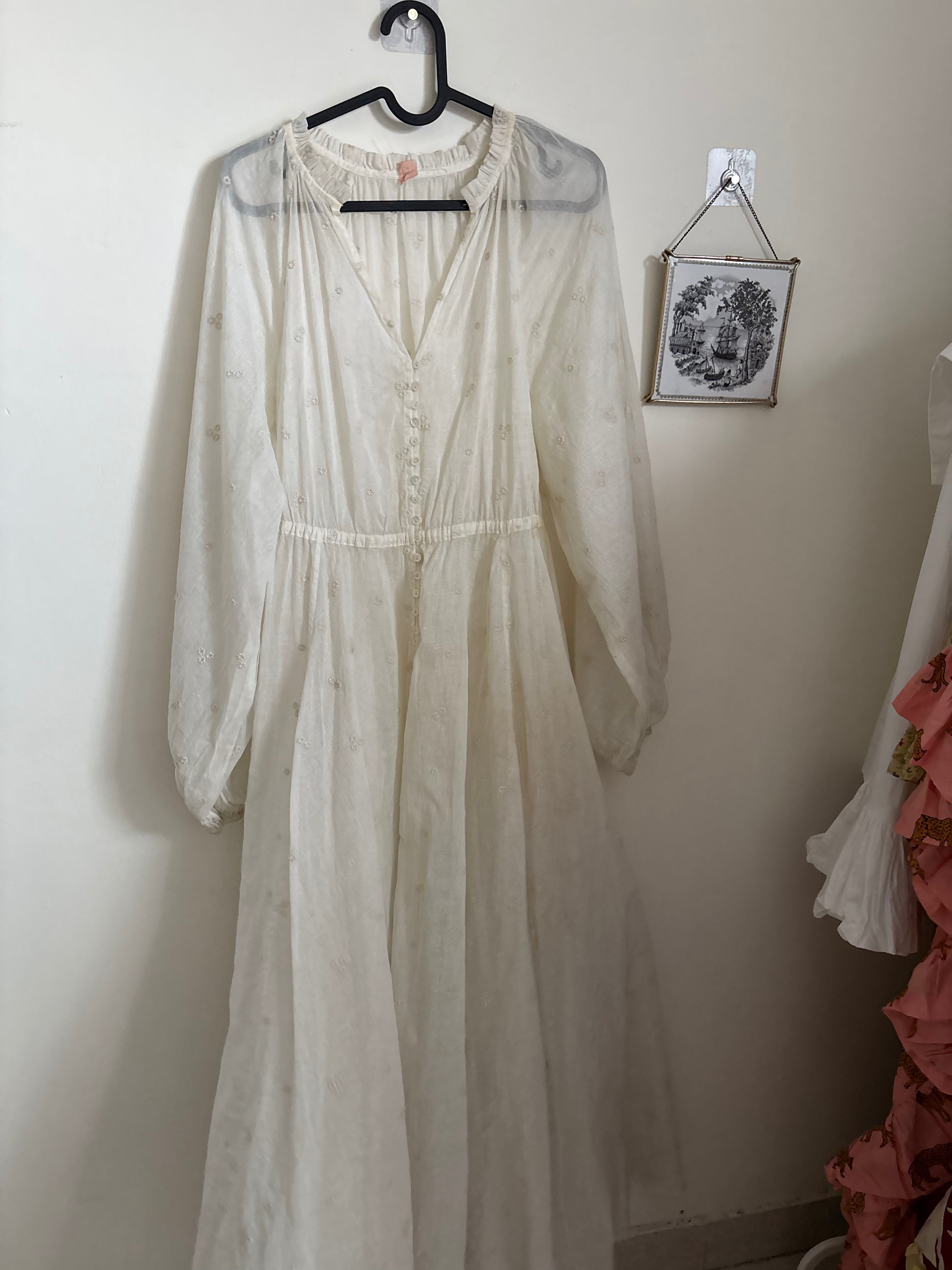 OFF WHITE FLORAL EMBROIDERED DRESS XL
