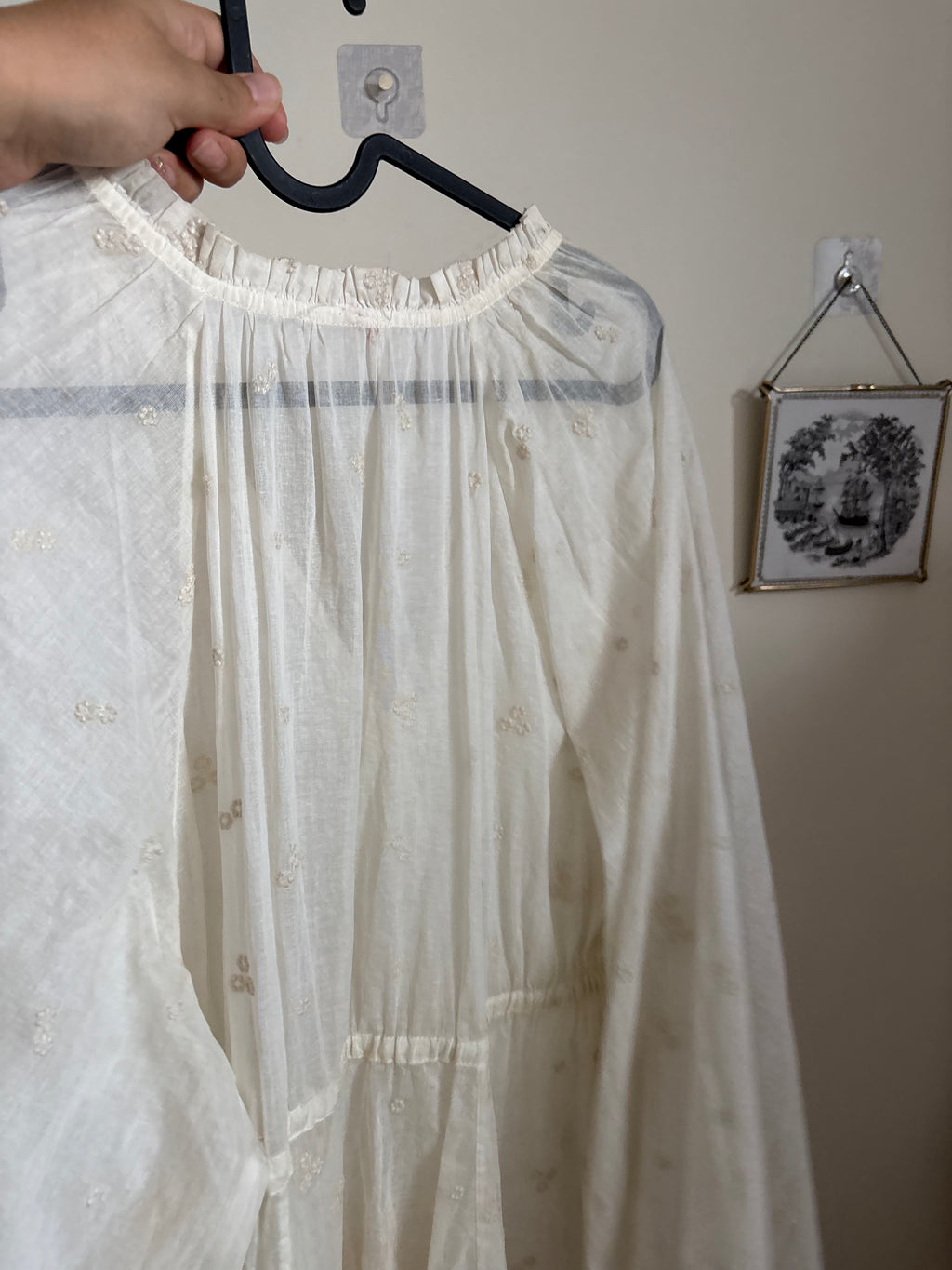 OFF WHITE FLORAL EMBROIDERED DRESS XL