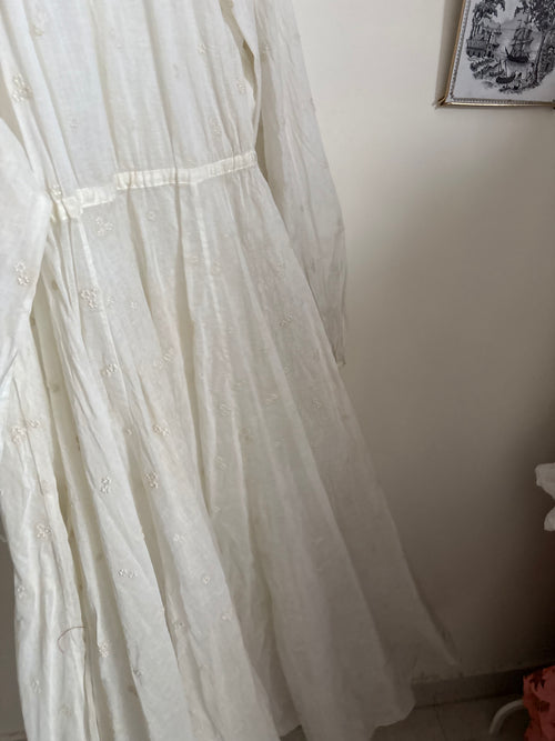 OFF WHITE FLORAL EMBROIDERED DRESS XL