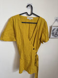 LOFT WRAP TOP IN YELLOW M