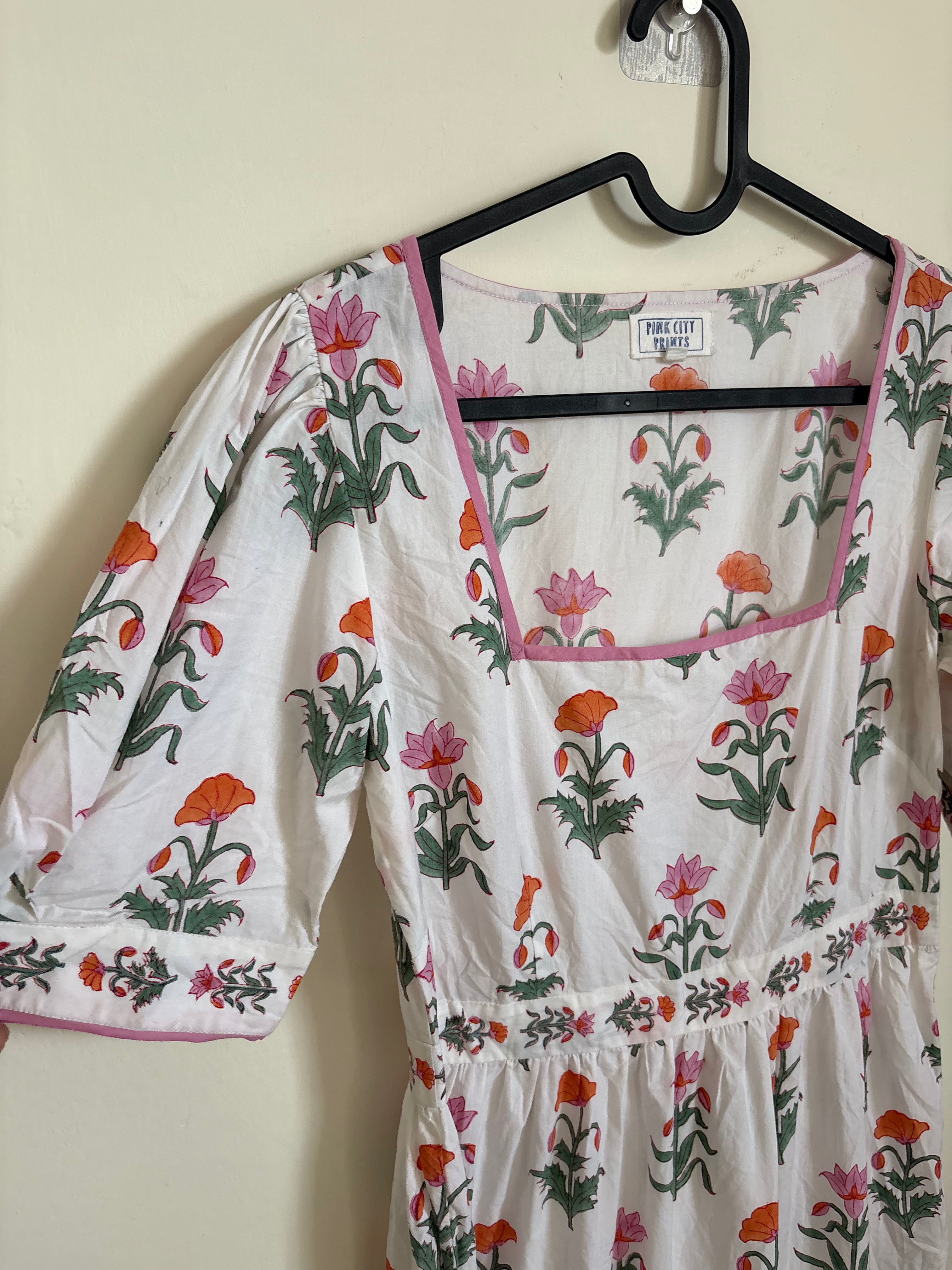 PINK CITY PRINTS Spring Iris Evelyn Dress In Pink XS/S