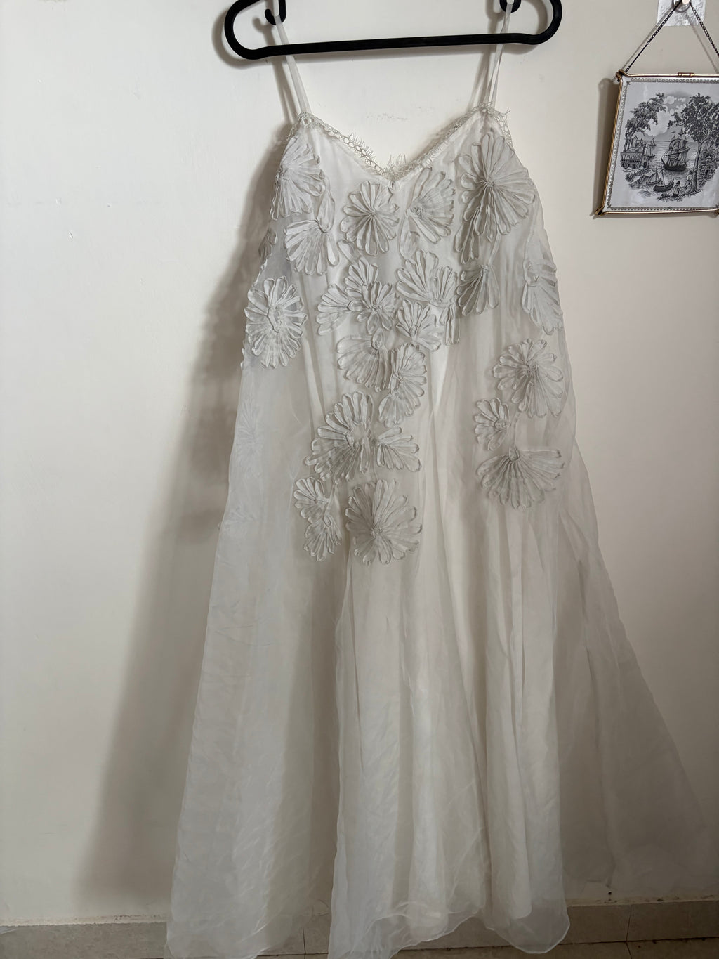 Let Me Be Sleeveless Appliqué Midi Dress XS