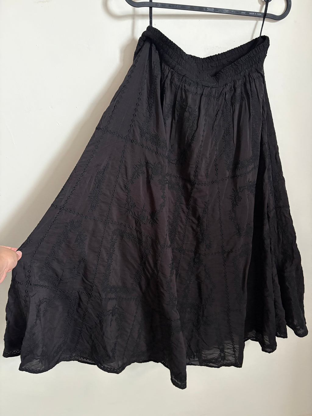 HELSA Handkerchief Midi Skirt in Black 28-30"