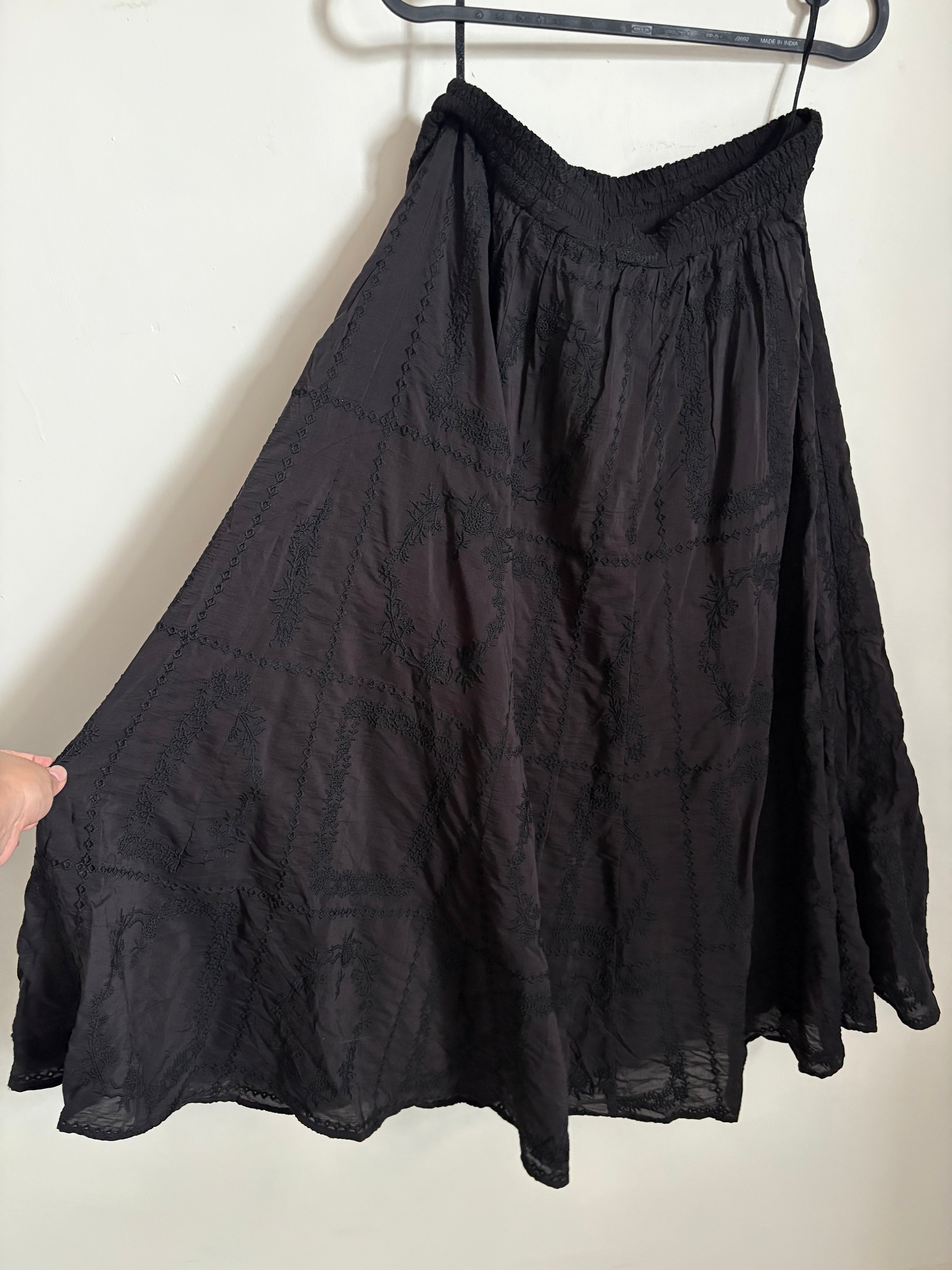 HELSA Handkerchief Midi Skirt in Black 28-30"