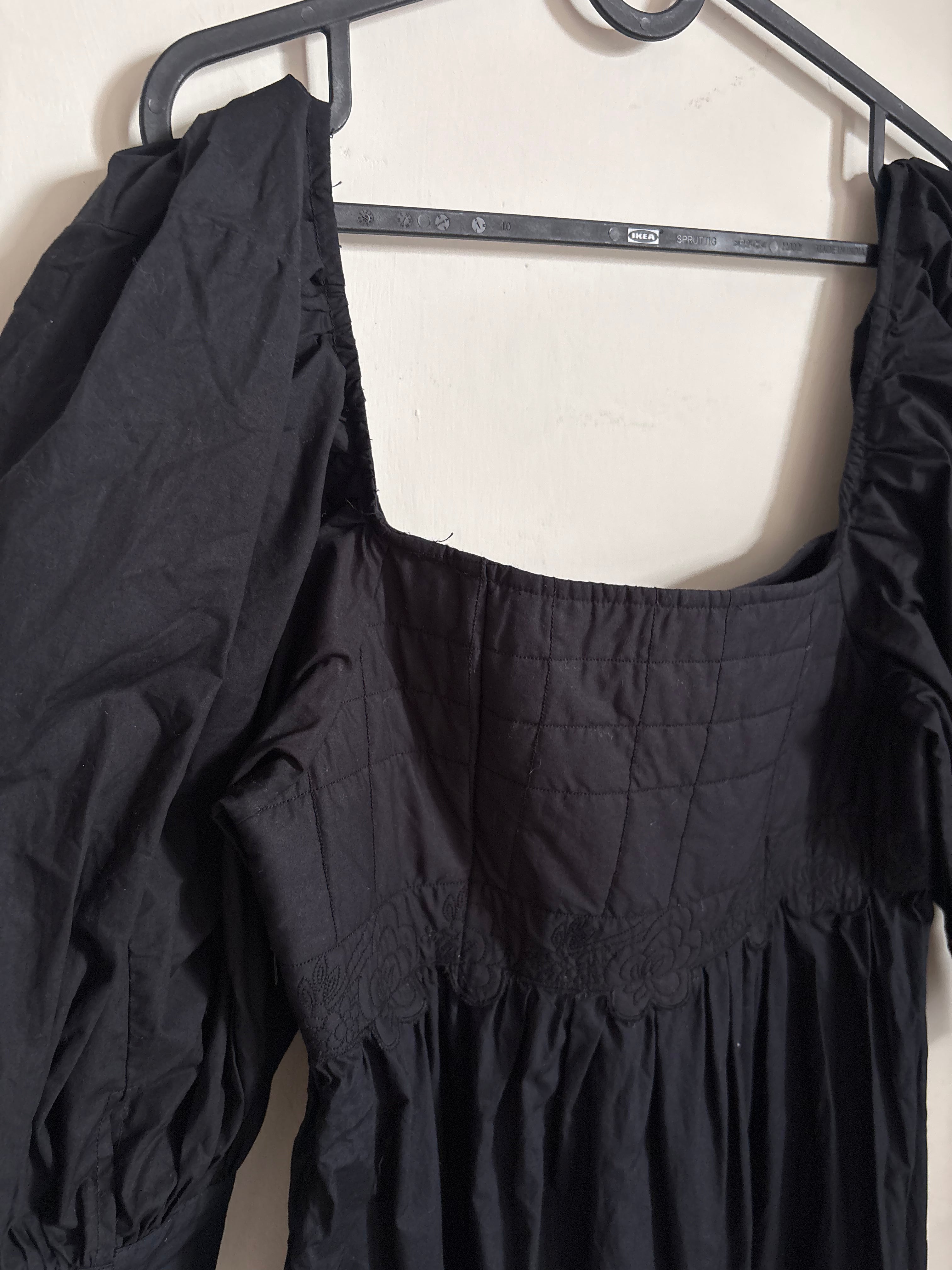 BLACK QUILTED BUST MINI DRESS S