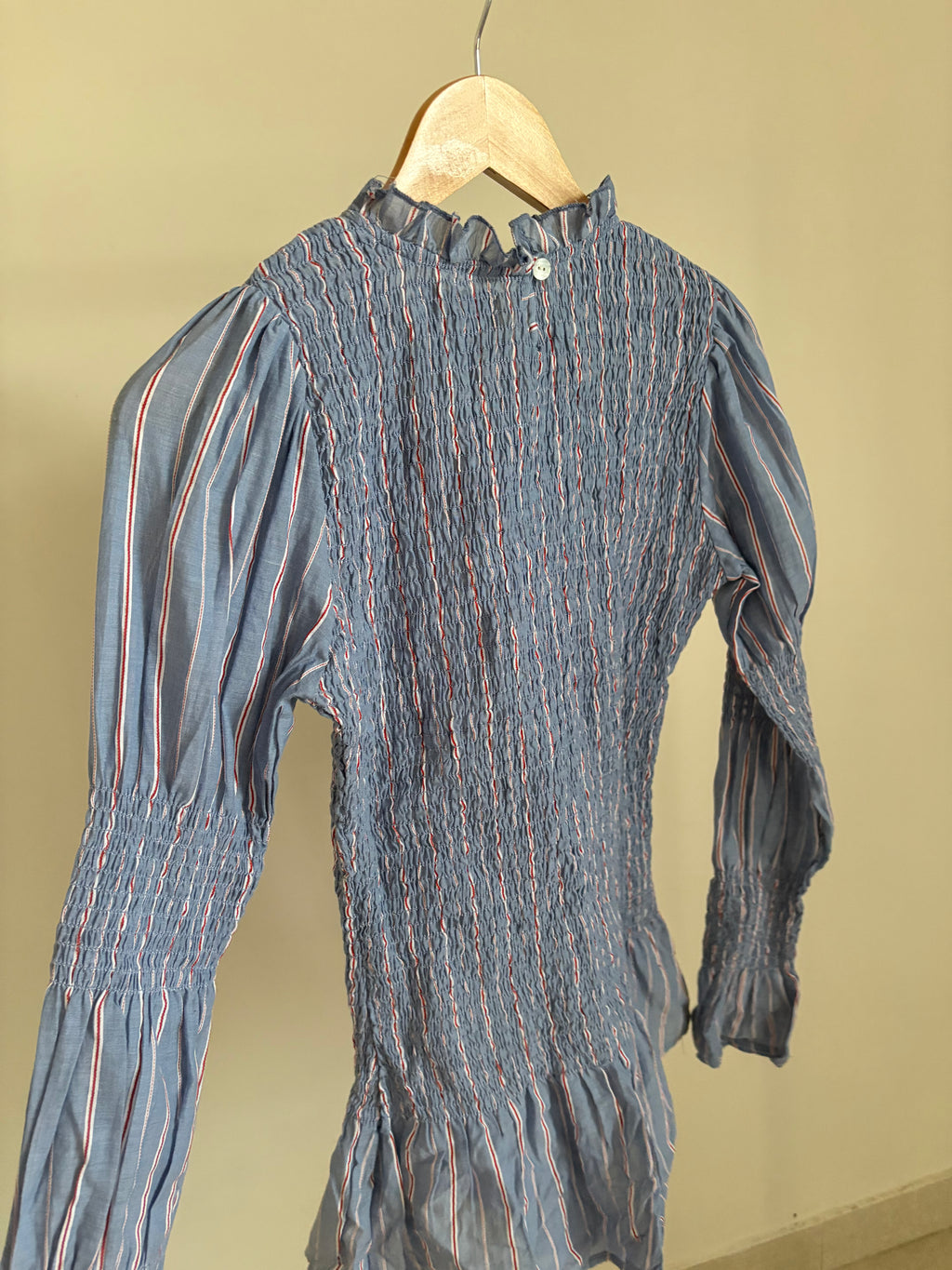 Coosy stripped puff top Xs
