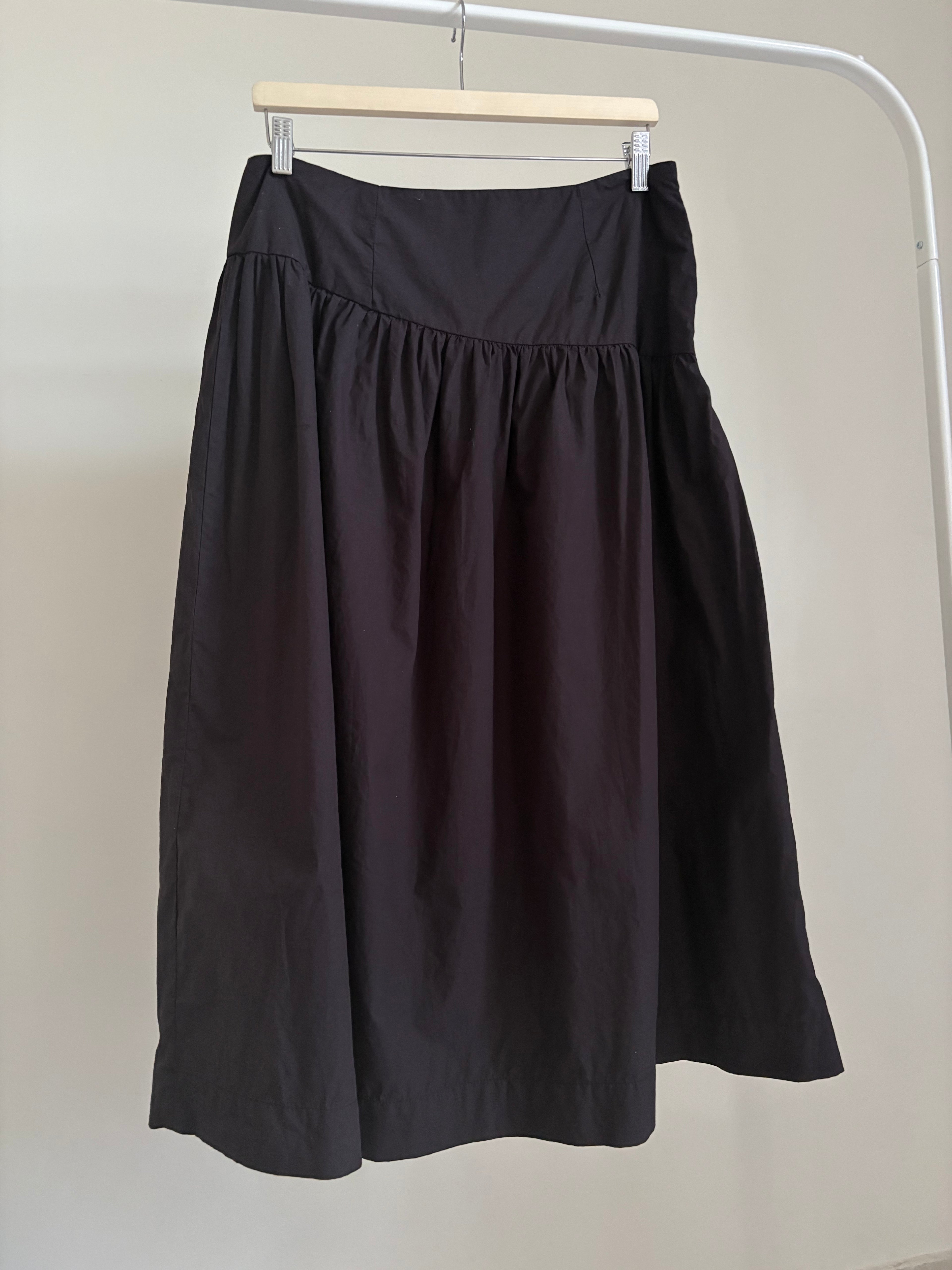 DM Asymmetrical skirt Uk 10
