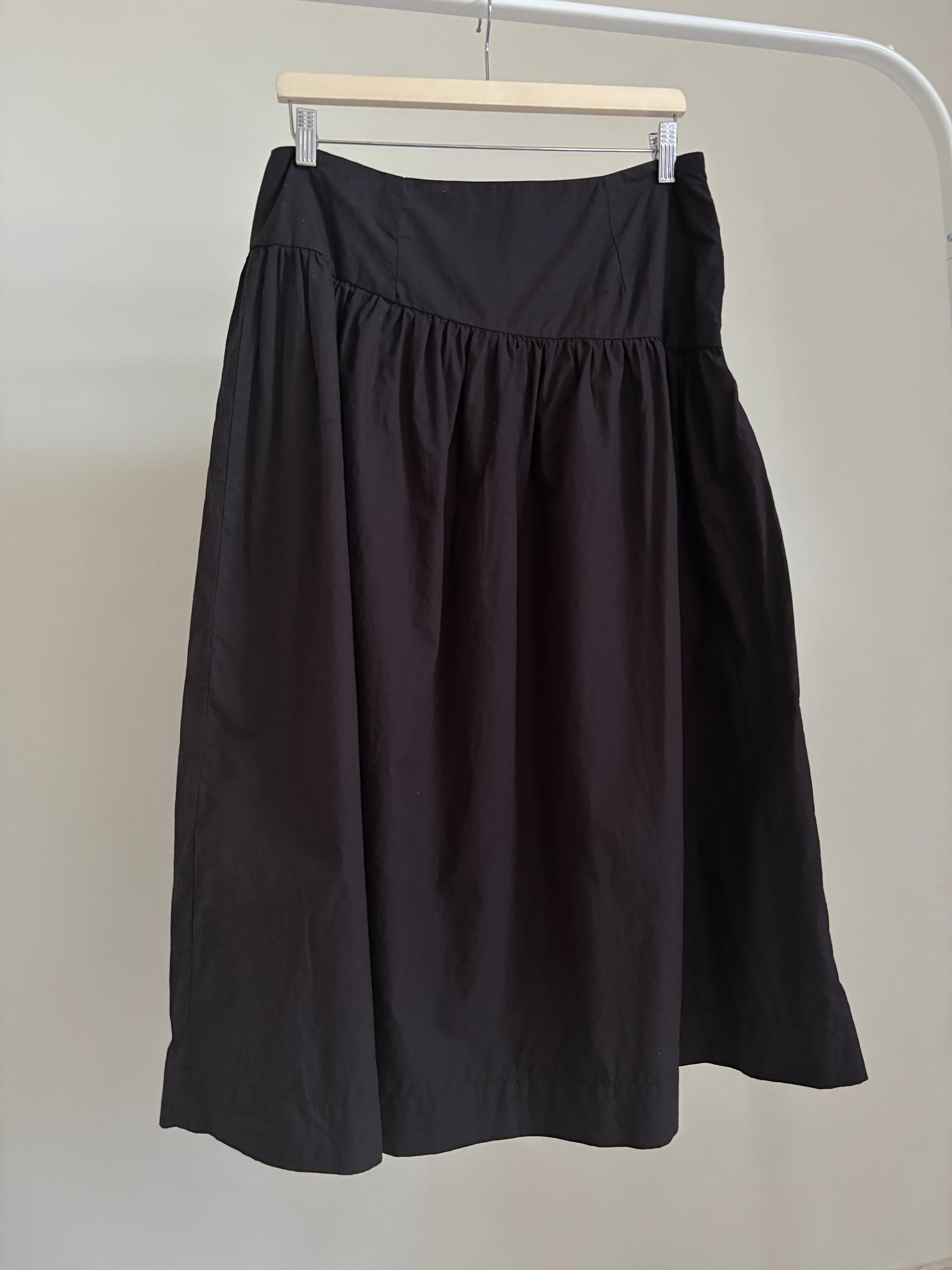 DM Asymmetrical skirt Uk 10