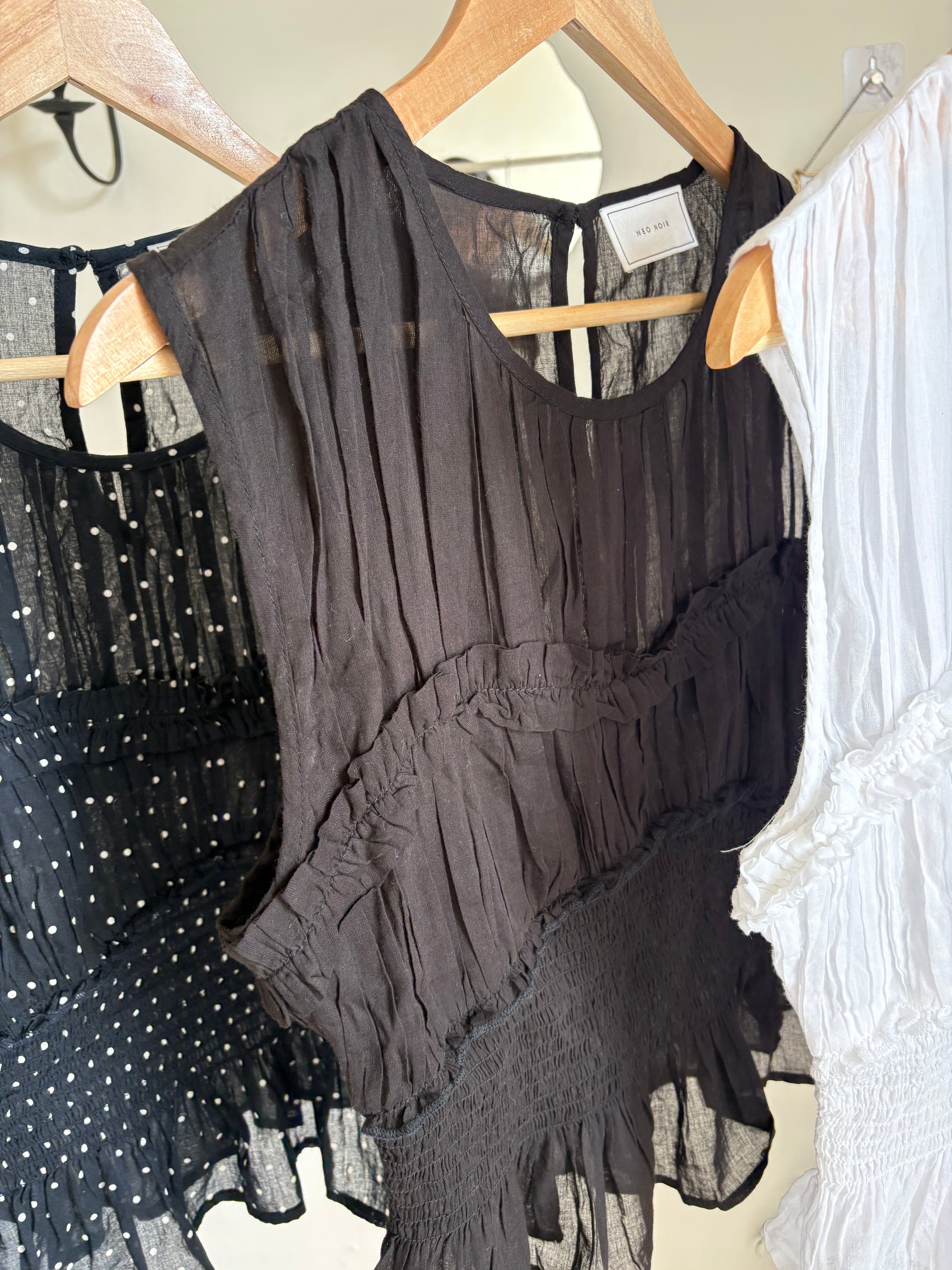 NEO NOIR TOP TIRIL