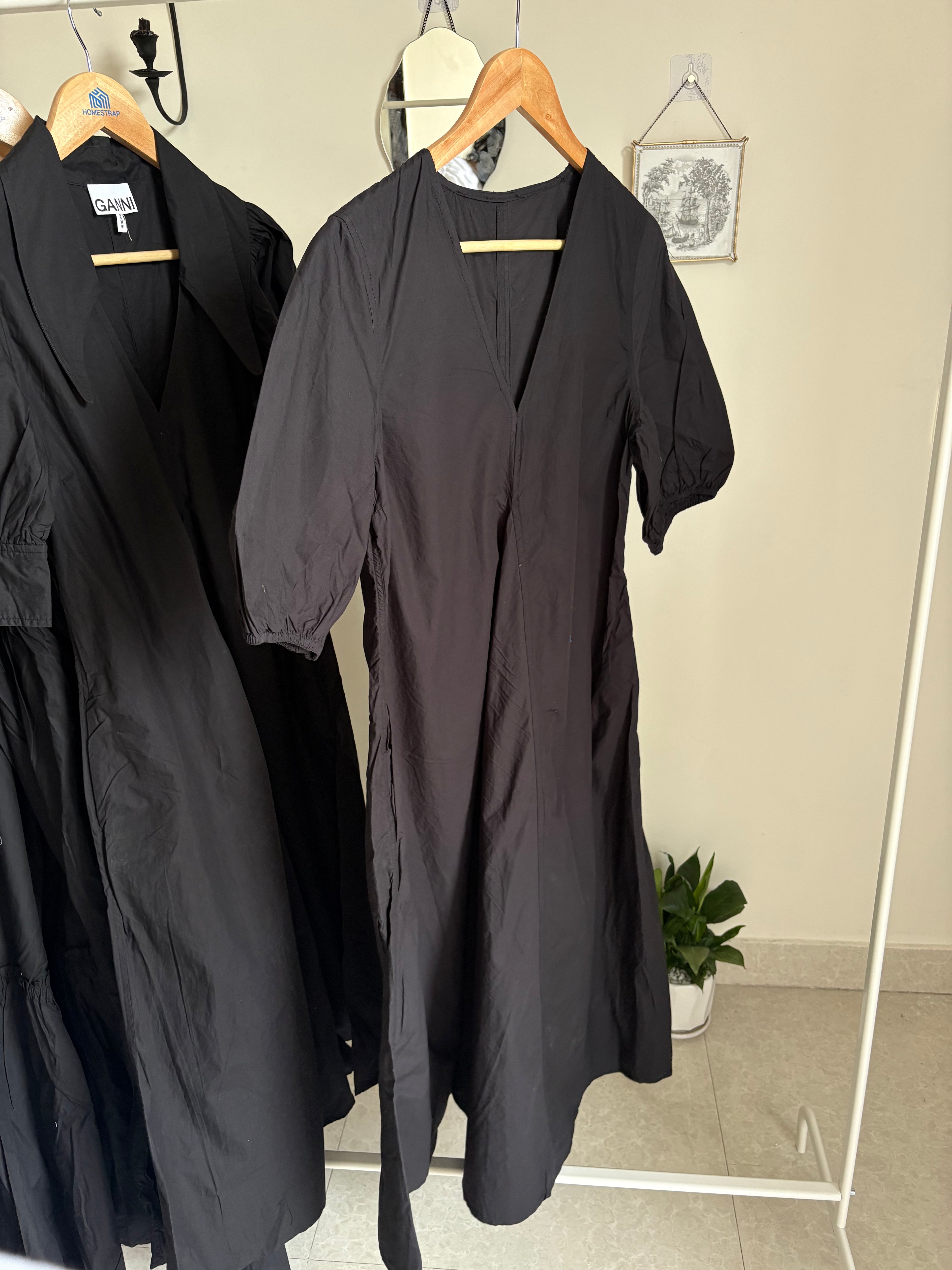 GANNI V NECK BLACK DRESS