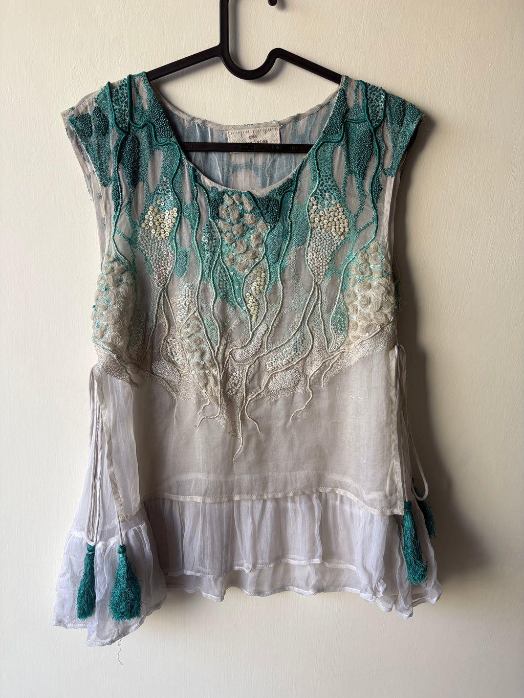 BLUE CORAL BEADED TOP XS
