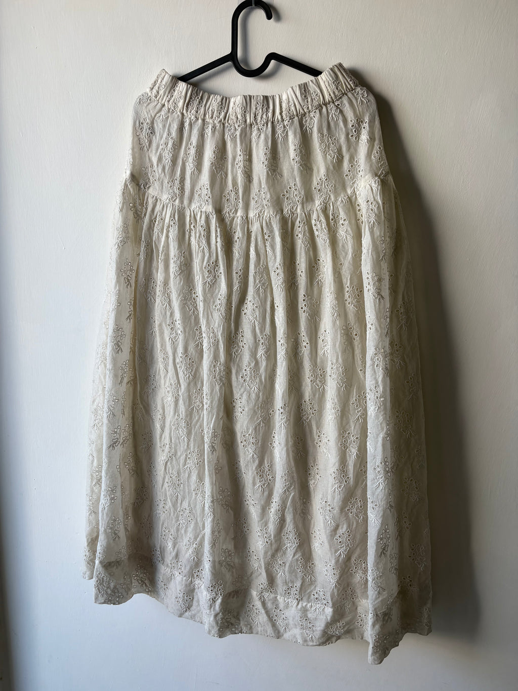 THE GREAT. EMBROIDERED SKIRT  S