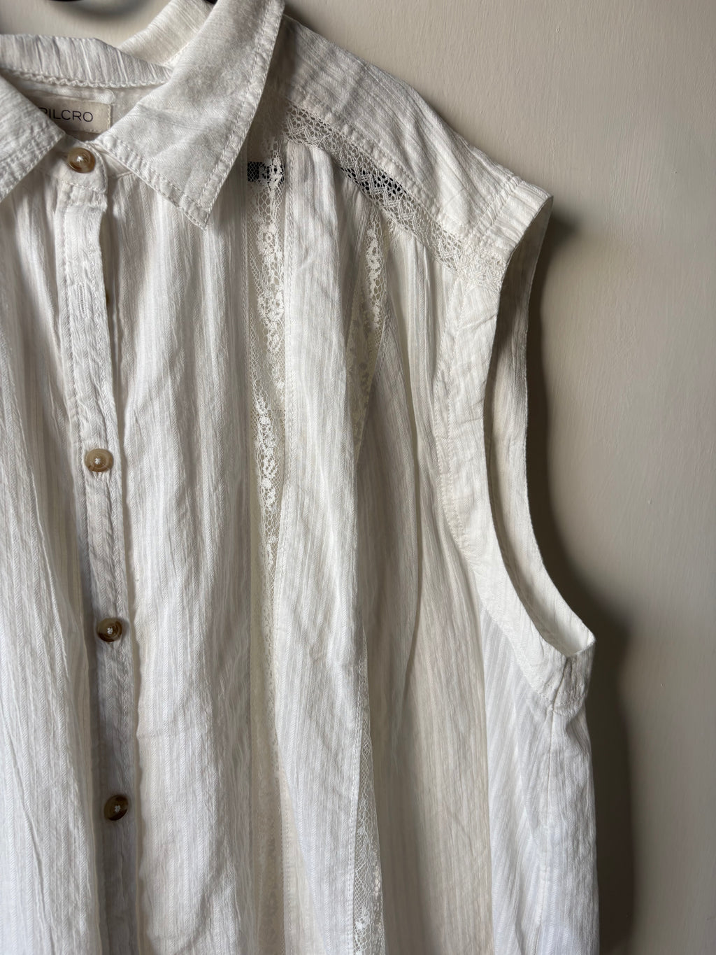 Pilcro Boxy Lace Buttondown Shirt XL