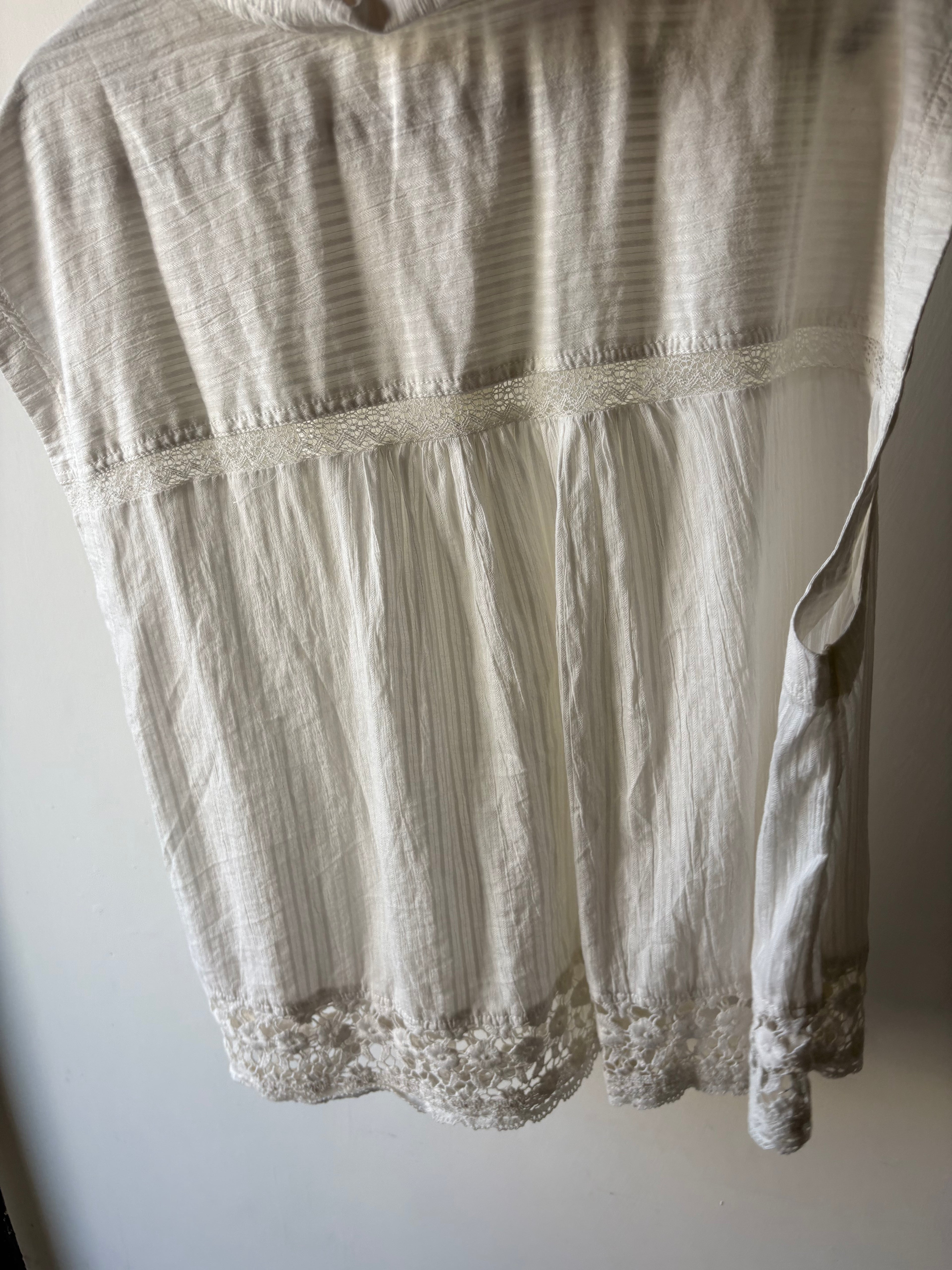 Pilcro Boxy Lace Buttondown Shirt XL